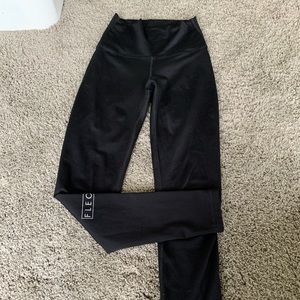 Fleo El toro legging silky silk '25